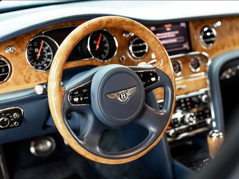 Used 2011 Bentley Mulsanne RWD image 13
