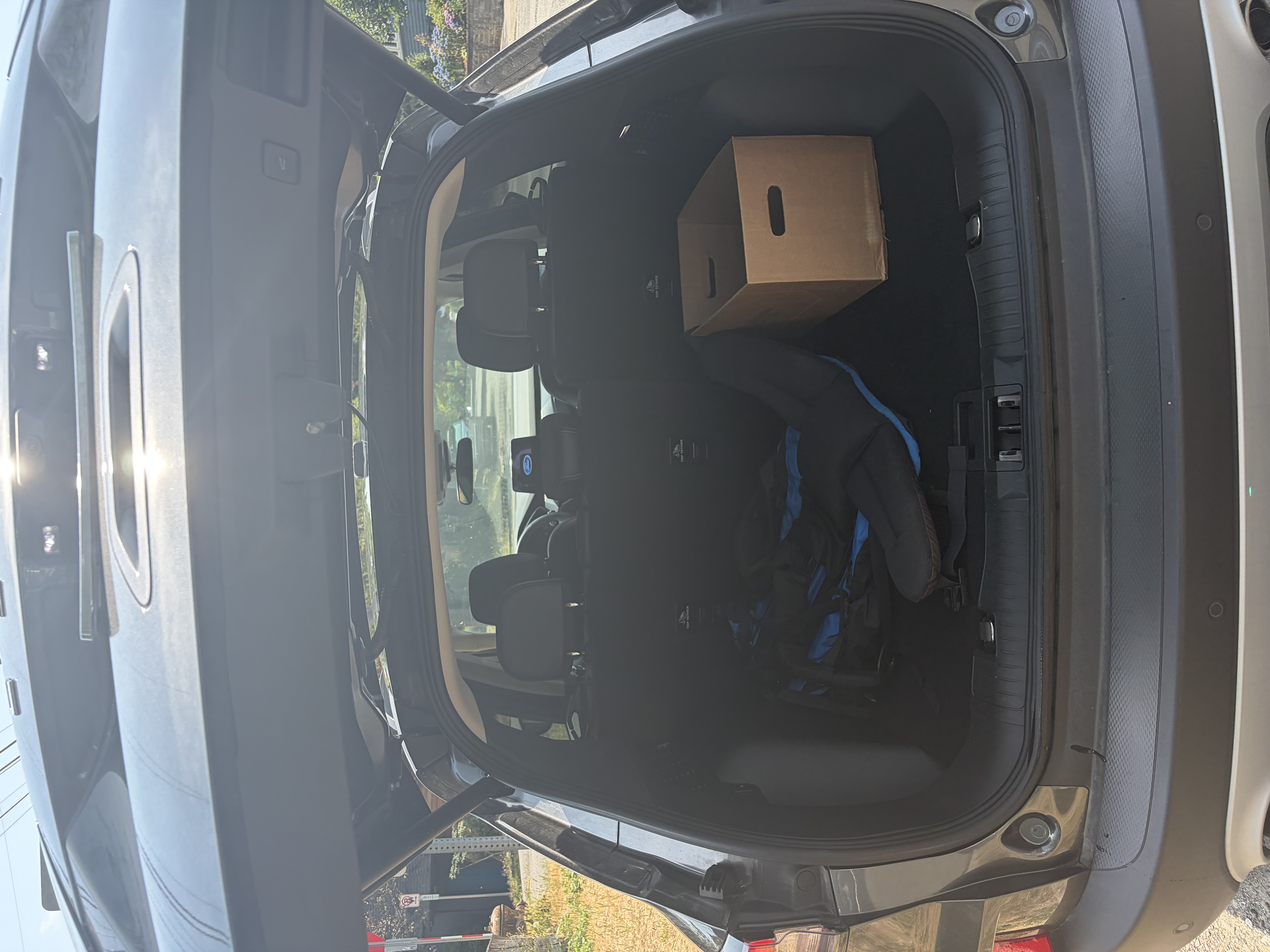 Used 2020 Ford Escape SEL FWD image 3