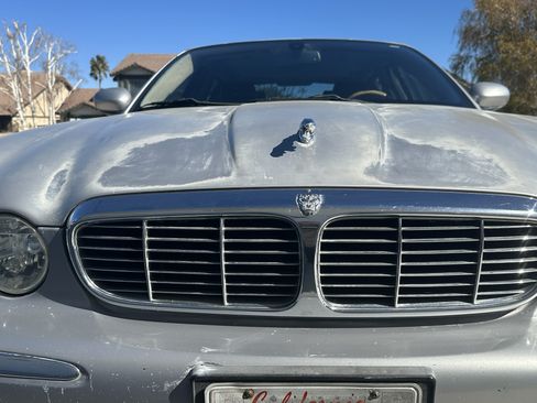 Used 2005 Jaguar XJ8 image 29