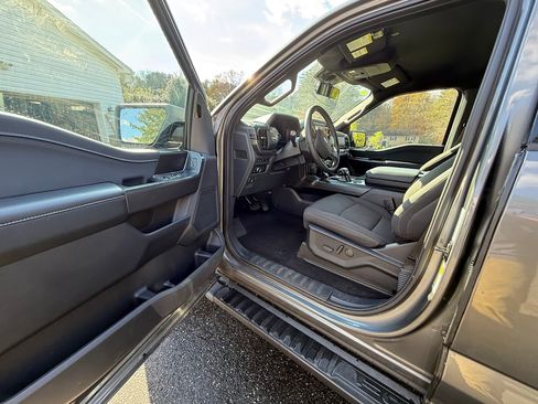 Used 2024 Ford F150 XLT w/ Equipment Group 302A MID image 9