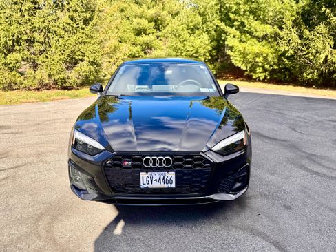 Used 2021 Audi S5 Premium Plus w/ Premium Plus image 2