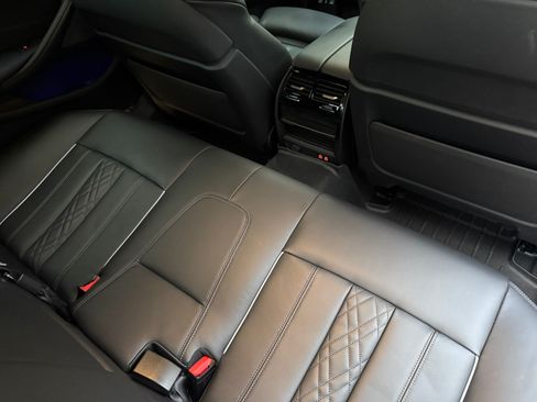 Used 2023 BMW M550i xDrive w/ Executive Package image 15