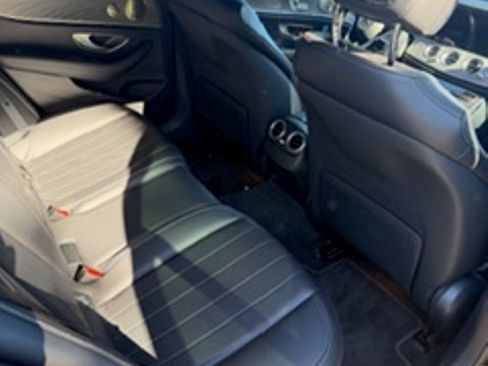 Used 2022 Mercedes-Benz E 350 Sedan image 10