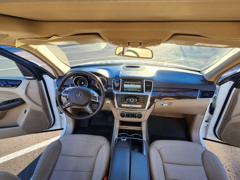 Used 2015 Mercedes-Benz ML 350 4MATIC image 23