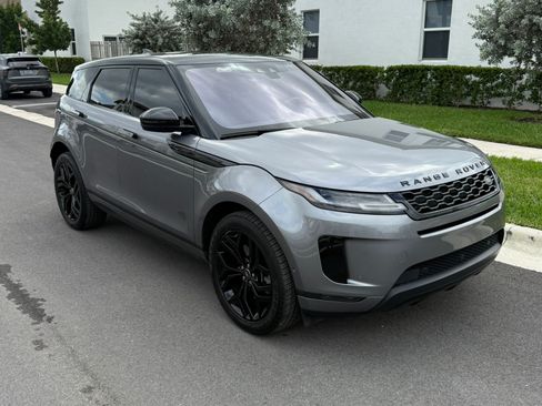 Used 2020 Land Rover Range Rover Evoque SE image 8
