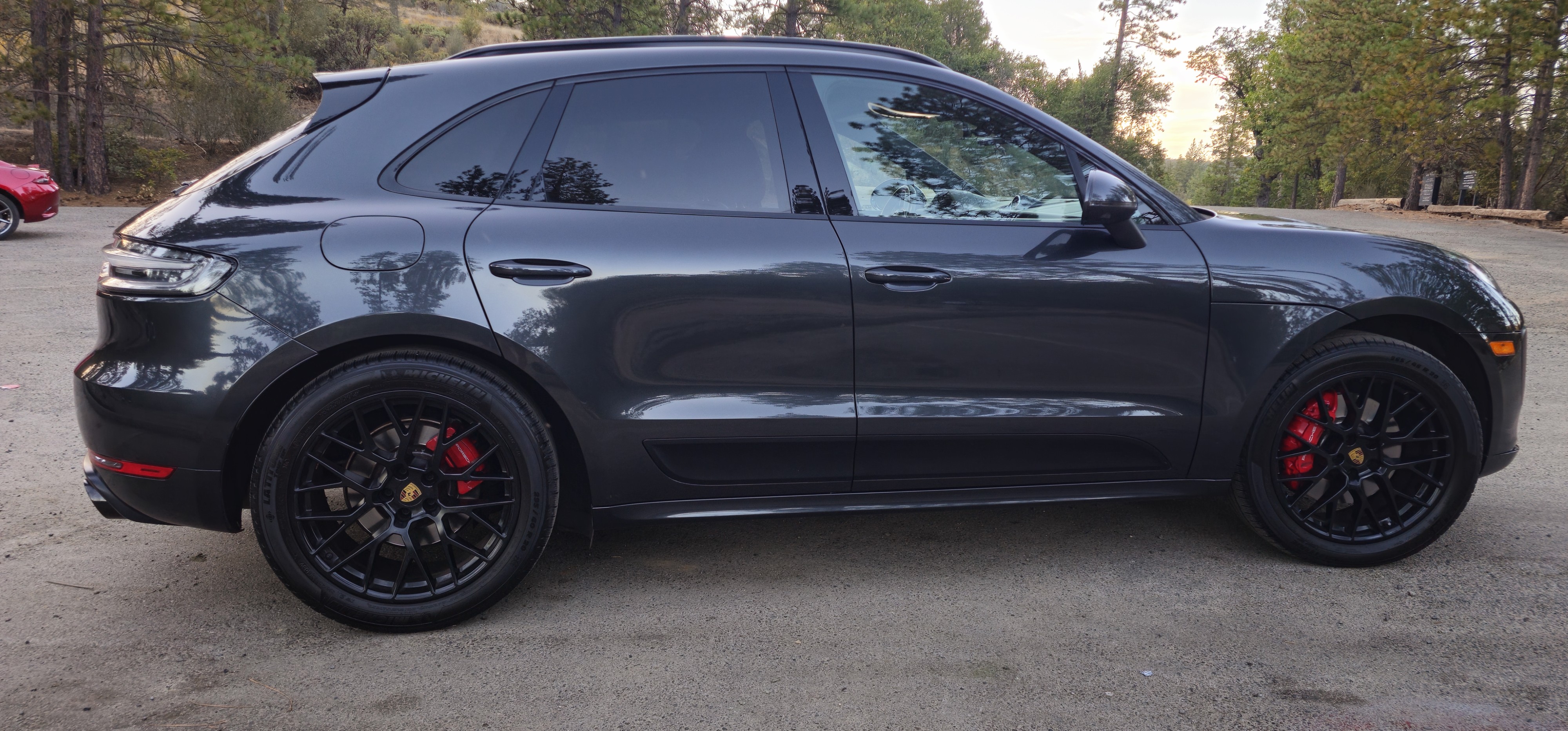 Used 2021 Porsche Macan GTS AWD/4WD image 4
