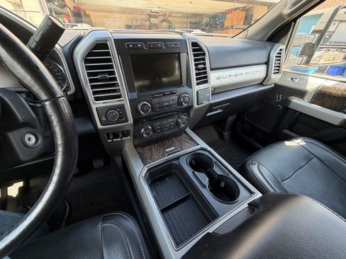 Used 2017 Ford F350 Lariat w/ FX4 4x4 Off Road Package image 12