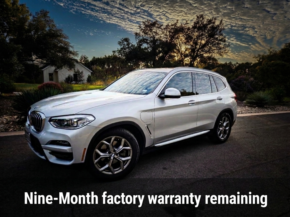 Used 2020 BMW X3 xDrive30e w/ Premium Package AWD/4WD image 1