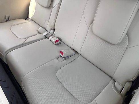 Used 2024 INFINITI QX80 Sensory image 20