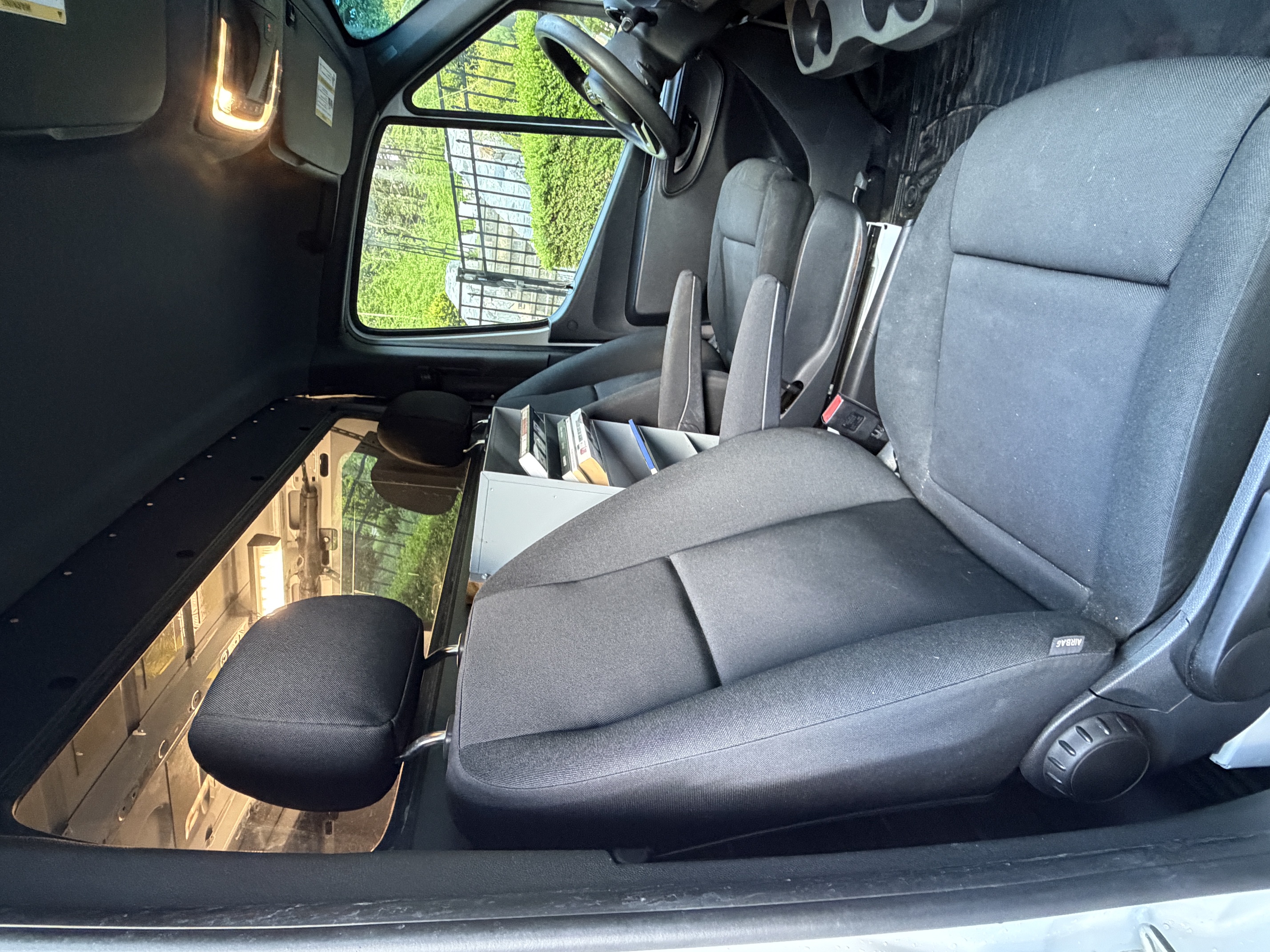 Used 2020 Mercedes-Benz Sprinter 2500 image 18