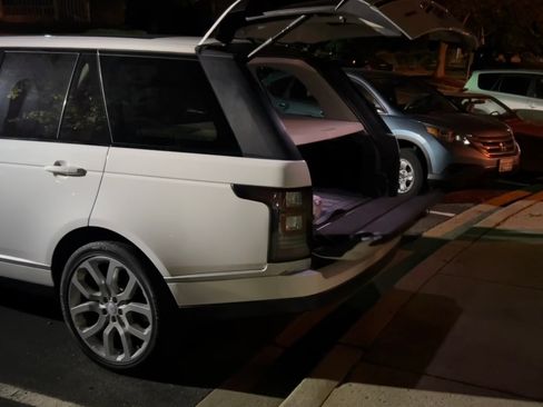 Used 2015 Land Rover Range Rover Supercharged AWD/4WD image 11