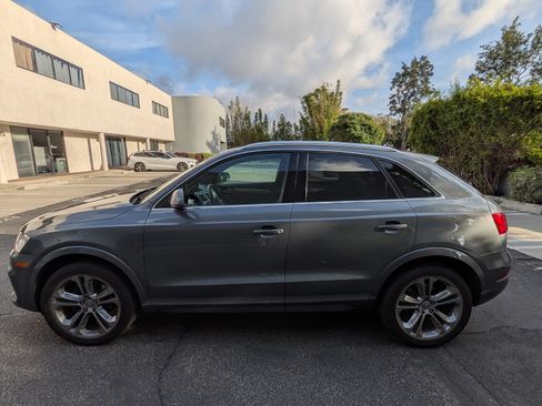 Used 2016 Audi Q3 2.0T Premium Plus w/ Technology Package image 2
