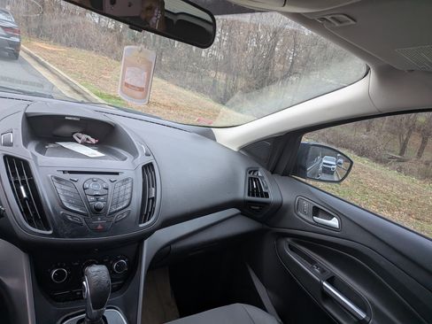 Used 2013 Ford Escape SE image 4