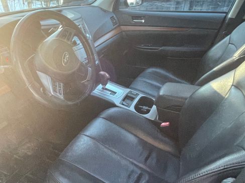 Used 2013 Subaru Outback 2.5i Limited image 10