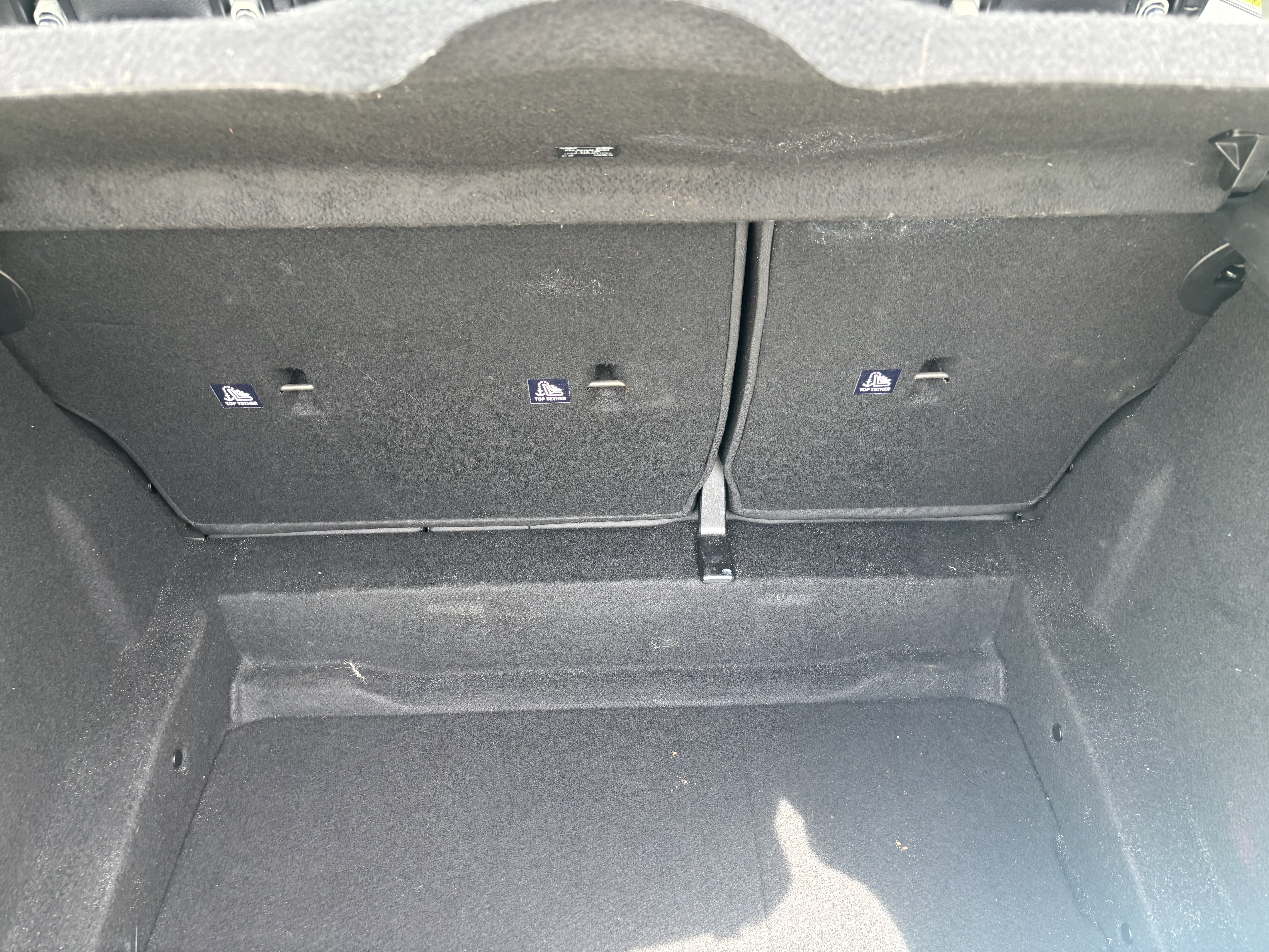 Used 2019 MINI Cooper 4-Door Hardtop FWD image 8
