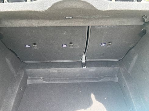 Used 2019 MINI Cooper 4-Door Hardtop FWD image 8
