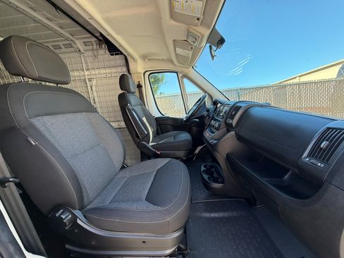 Used 2016 RAM ProMaster 2500 w/ Cargo Convenience Group image 12