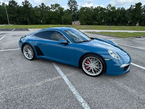 Used 2013 Porsche 911 Carrera 4S AWD/4WD image 11