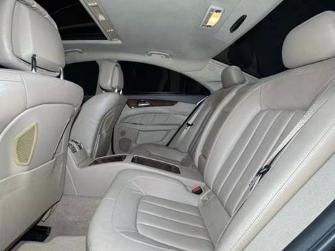 Used 2012 Mercedes-Benz CLS 550 image 10