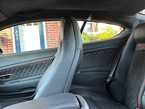 Used 2011 Bentley Continental GT Supersports image 23