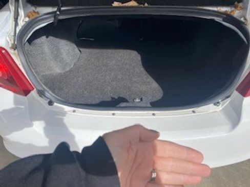 Used 2014 Dodge Avenger SE image 9