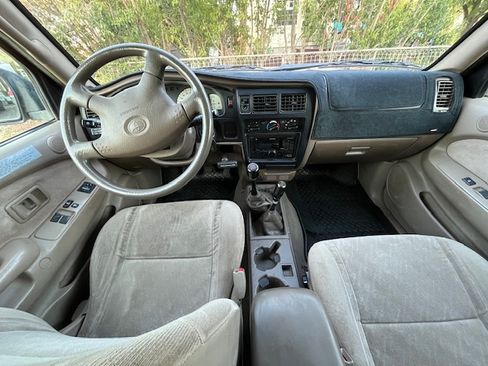 Used 2004 Toyota Tacoma 4x4 Xtracab V6 image 16