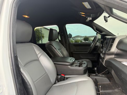 Used 2023 RAM 3500 Tradesman w/ Chrome Appearance Group AWD/4WD image 13