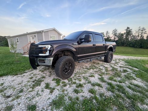 Used 2018 Ford F150 XLT image 6