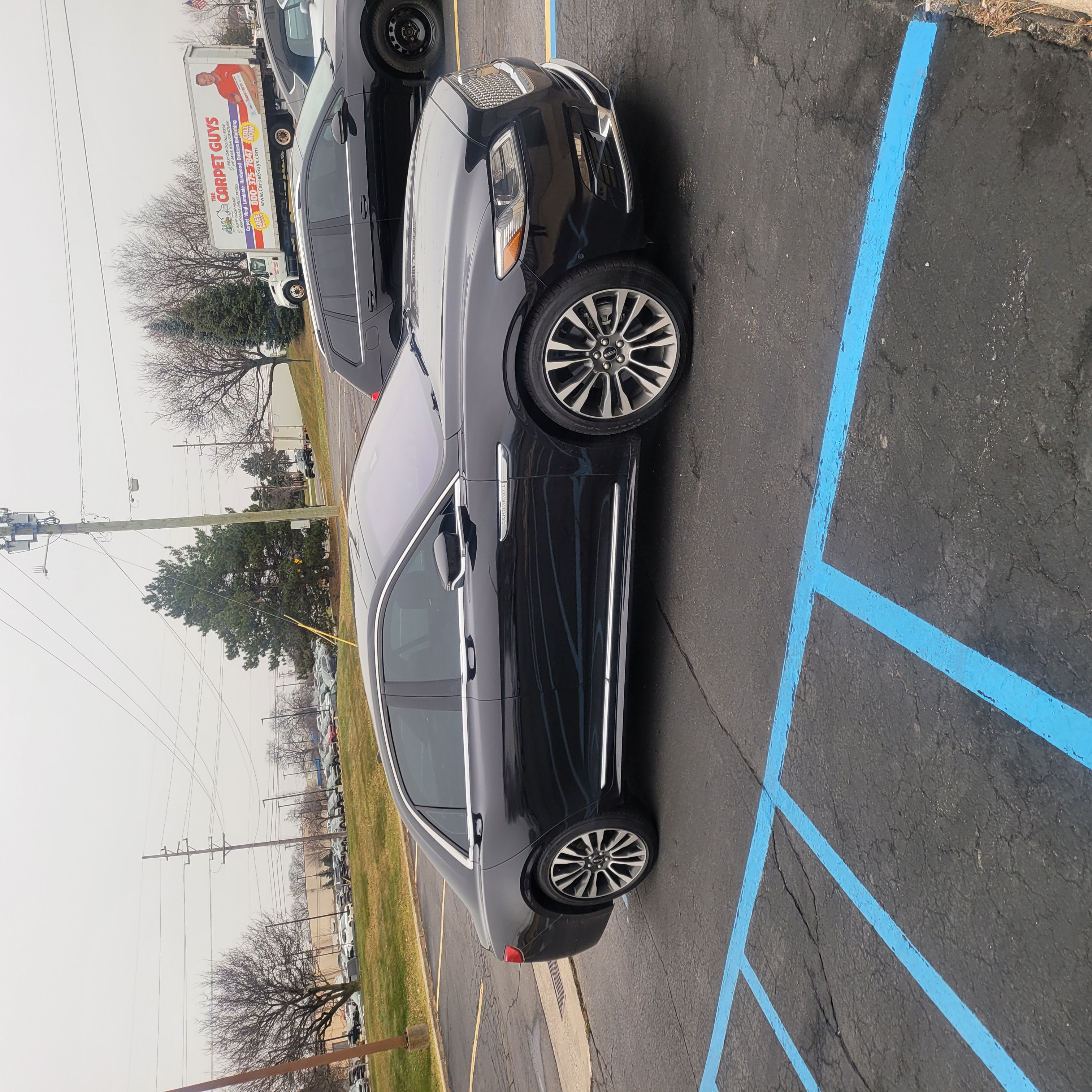 Used 2019 Lincoln Continental Reserve AWD/4WD image 5