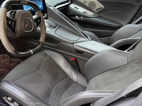 Used 2024 Chevrolet Corvette Z06 image 21