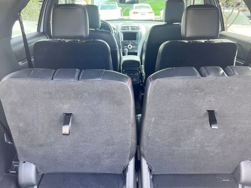 Used 2018 Ford Explorer Sport w/ Equipment Group 401A image 12