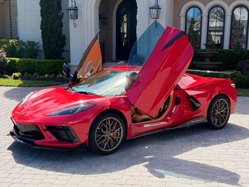 Used 2020 Chevrolet Corvette Stingray Premium Cpe w/ 3LT Preferred Equipment Group image 9