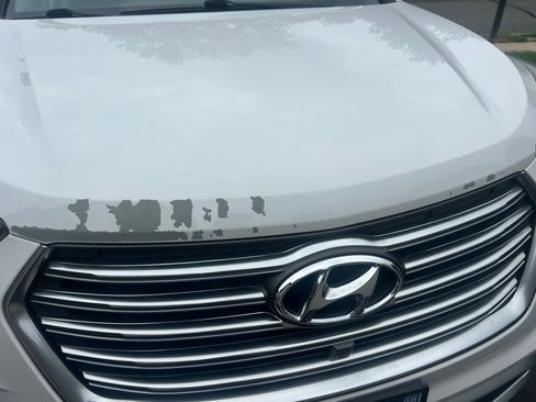 Used 2017 Hyundai Santa Fe Limited FWD image 16