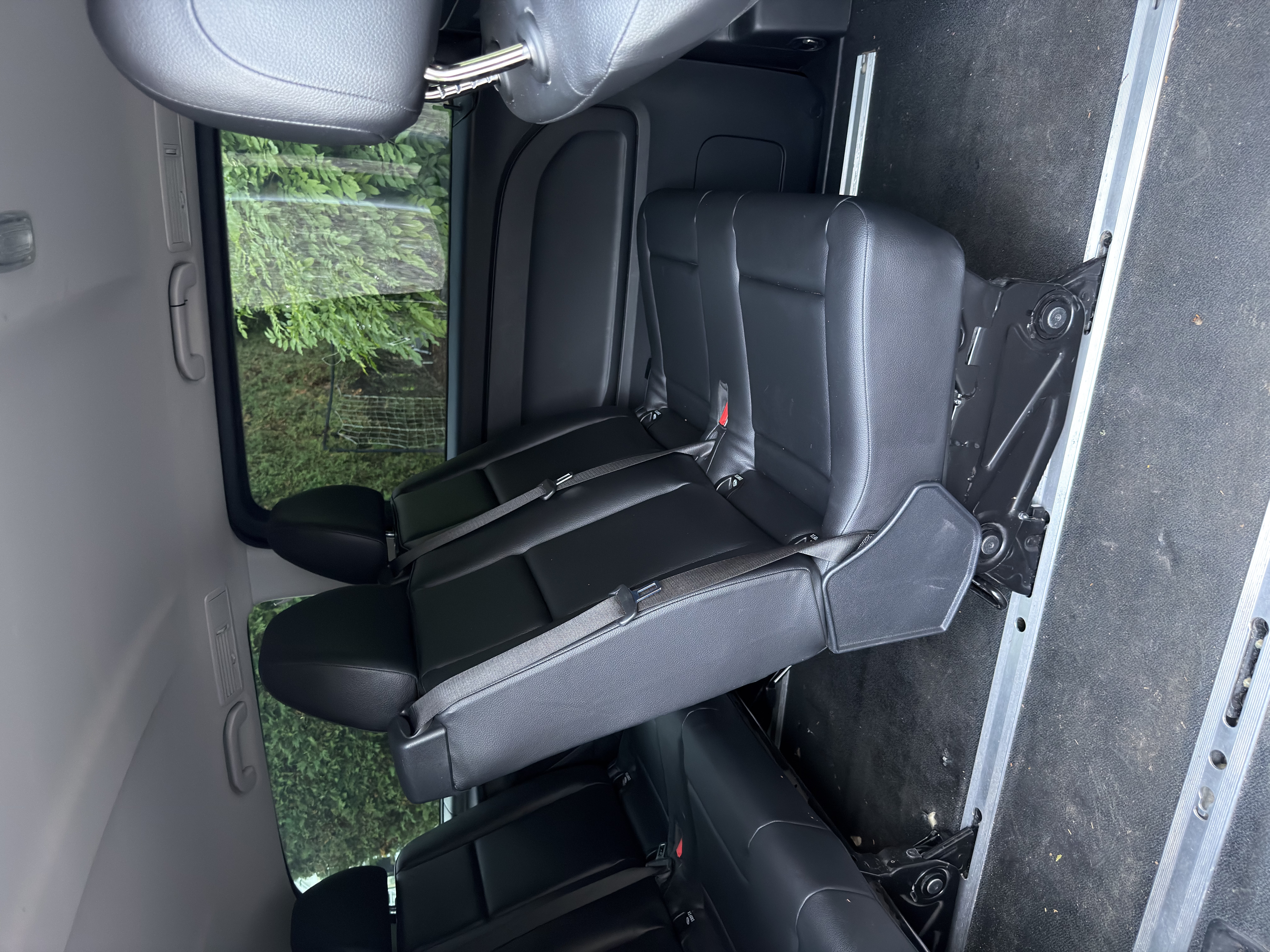 Used 2020 Mercedes-Benz Metris Passenger image 14