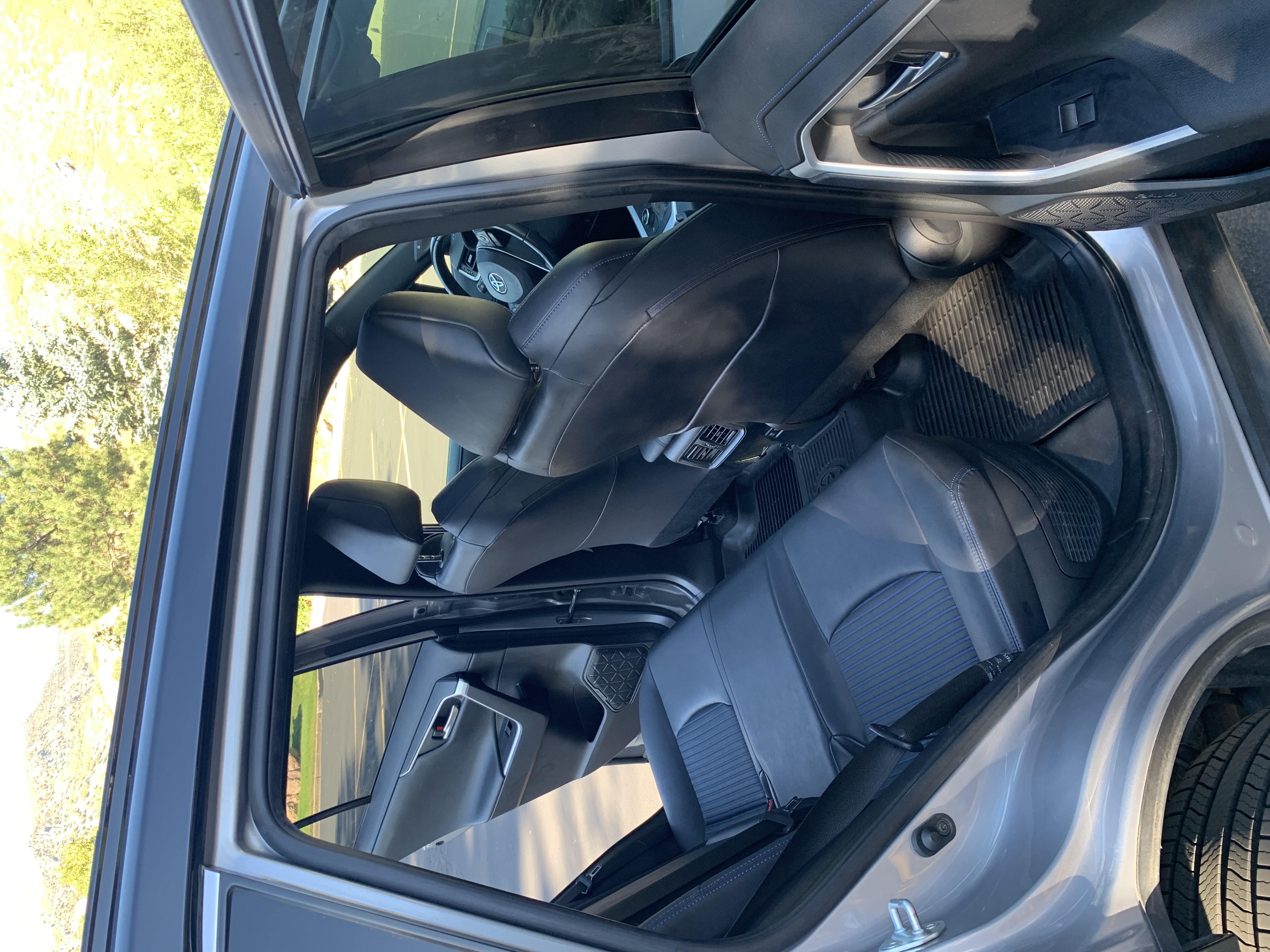Used 2019 Toyota RAV4 XSE AWD/4WD image 13