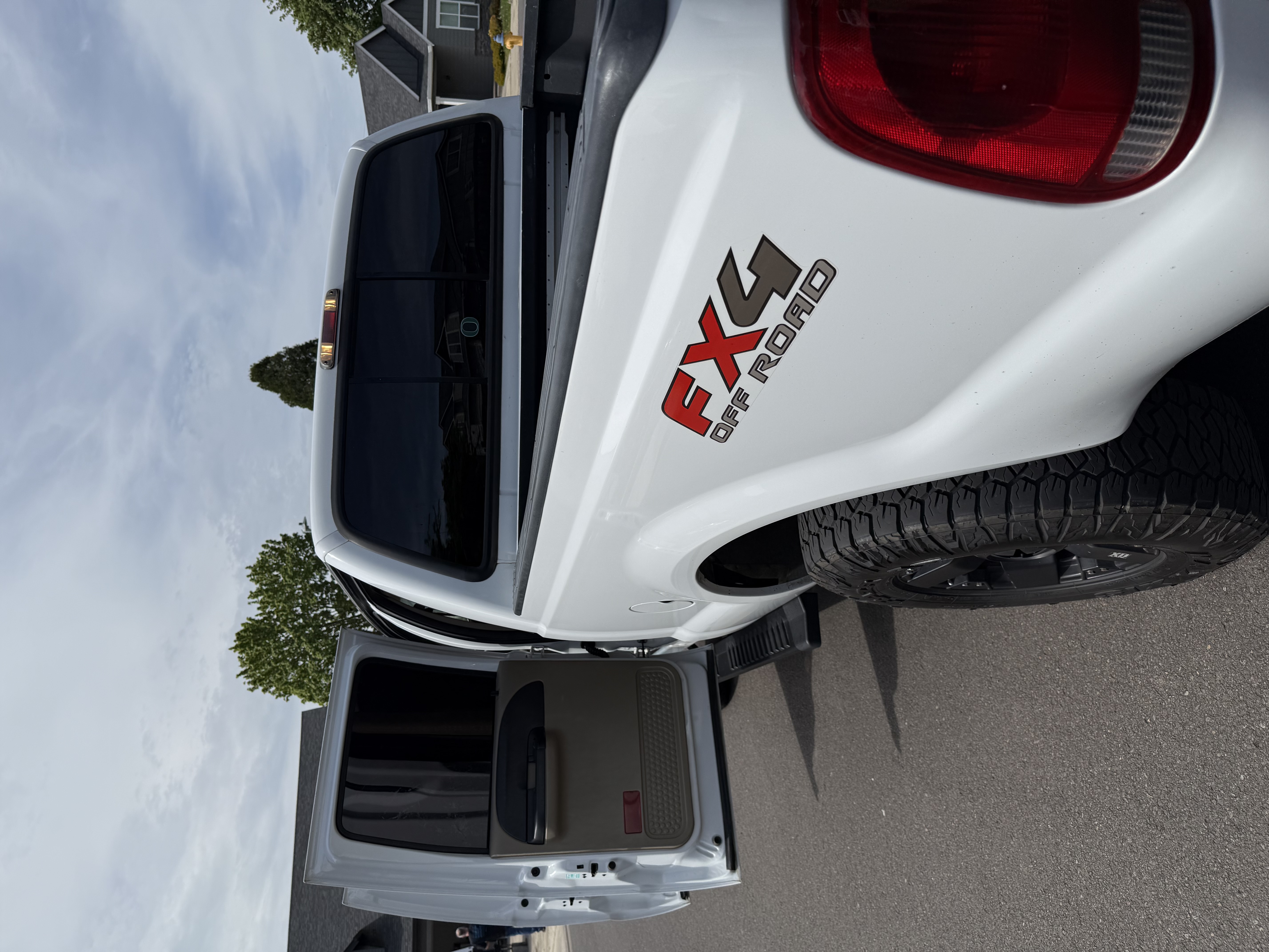 Used 2007 Ford F250 XLT AWD/4WD image 14