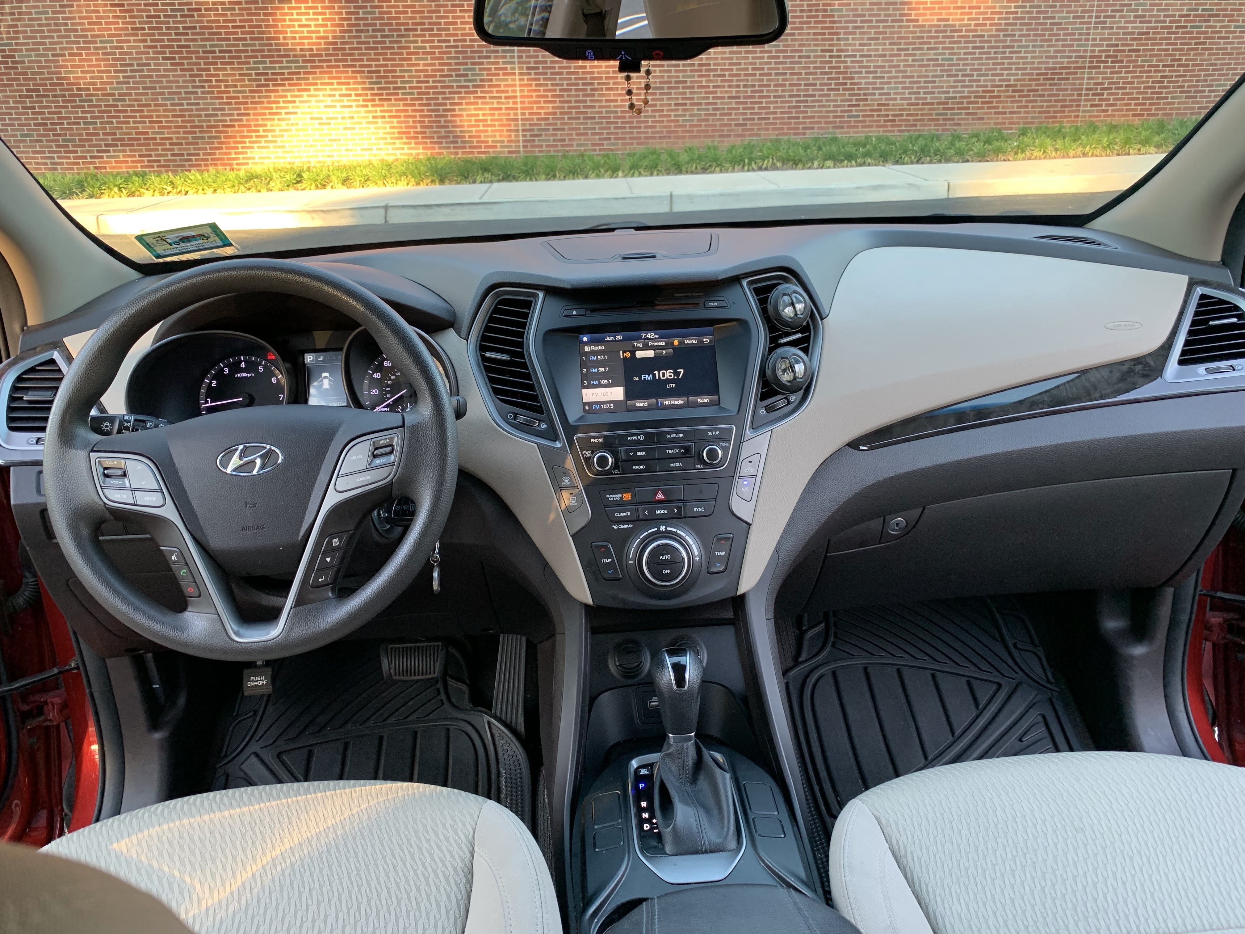 Used 2017 Hyundai Santa Fe Sport AWD/4WD image 8