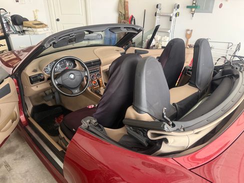 Used 2001 BMW Z3 3.0i RWD image 21