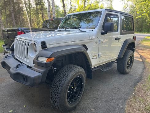 Used 2020 Jeep Wrangler Sport AWD/4WD image 1