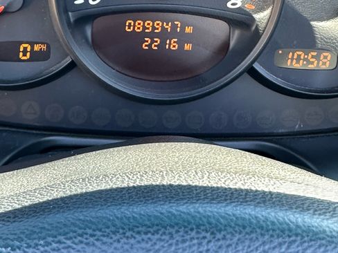 Used 2003 Porsche Boxster image 10