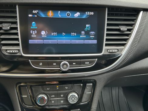 Used 2018 Buick Encore Preferred image 6