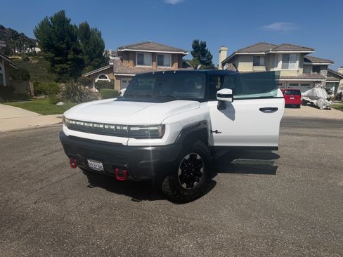 Used 2023 GMC Hummer EV Edition 1 AWD/4WD image 8