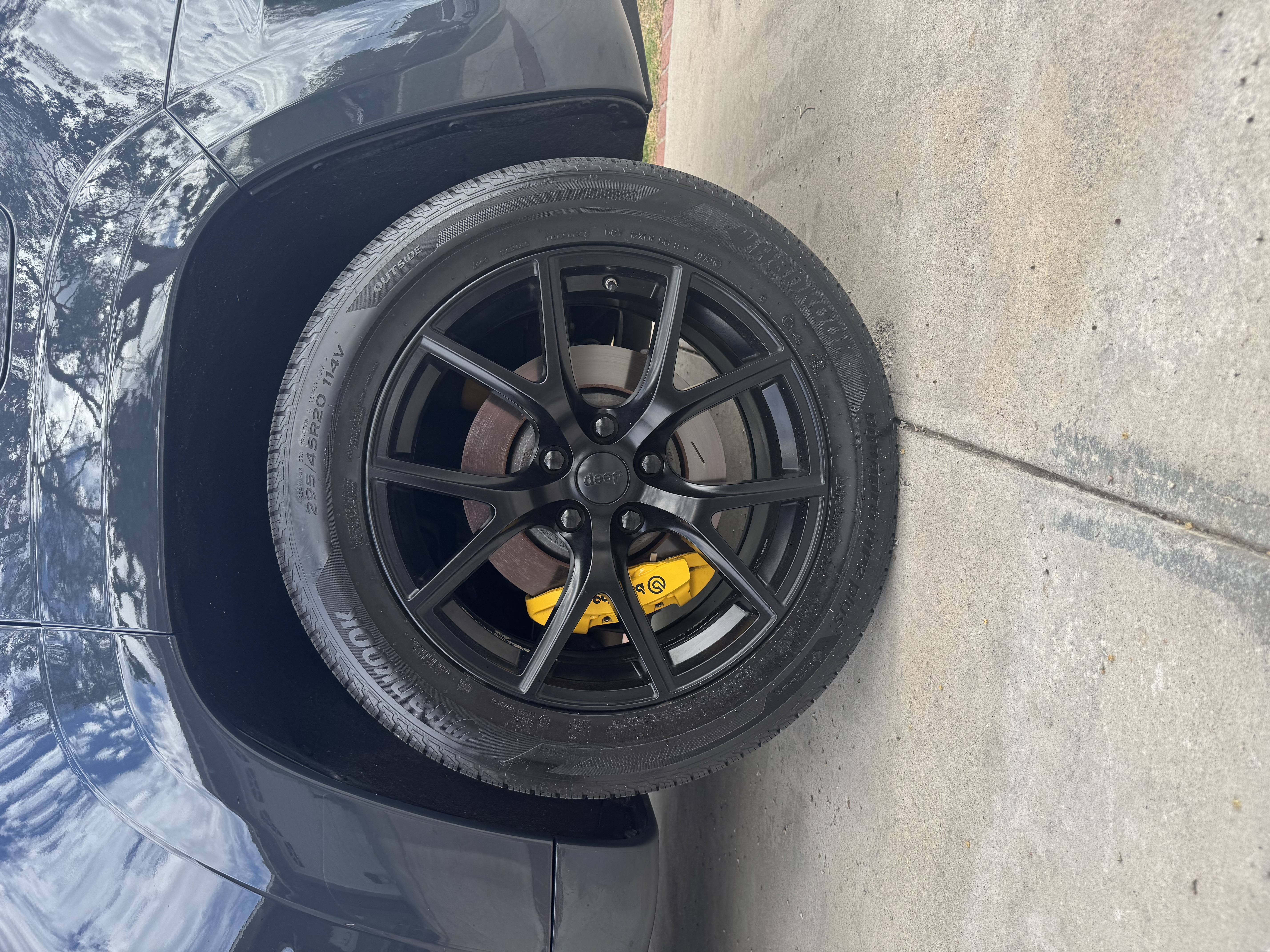 Used 2018 Jeep Grand Cherokee Trackhawk w/ Trailer Tow Group IV AWD/4WD image 21