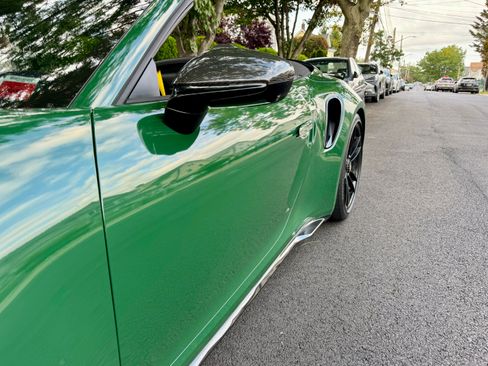 Used 2021 Porsche 911 Turbo S image 4