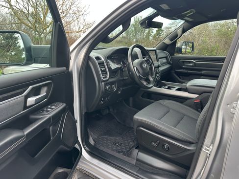 Used 2021 RAM 1500 Big Horn image 17