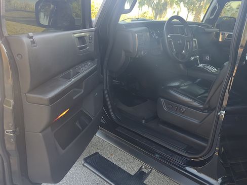Used 2008 HUMMER H2 SUT Sport Utility Pickup 4D image 18
