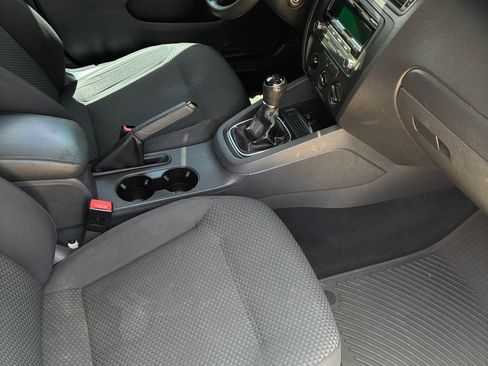Used 2014 Volkswagen Jetta S FWD image 6