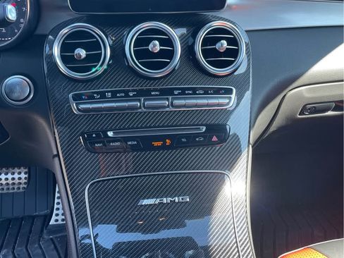 Used 2018 Mercedes-Benz GLC 63 AMG GLC 63 4MATIC Sport Utility 4D image 9
