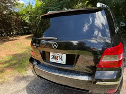 Used 2010 Mercedes-Benz GLK 350 2WD image 11