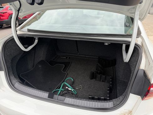 Used 2019 Volkswagen Jetta S w/ Driver Assistance Package image 8